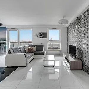 Grand - Luxury On The 11th Floor With A View Of The Old Town Gdańsk